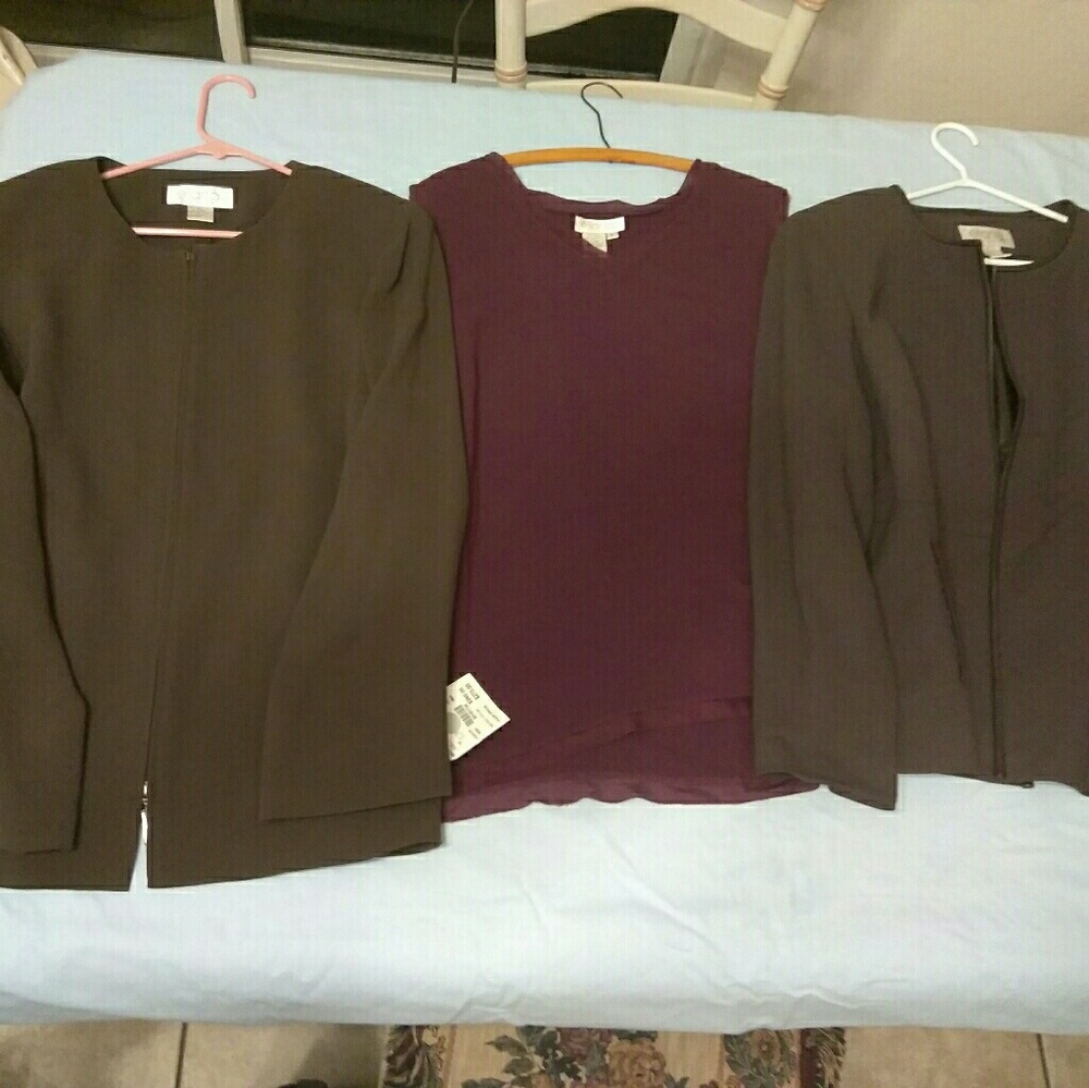 3 piece set two still have price tags!!